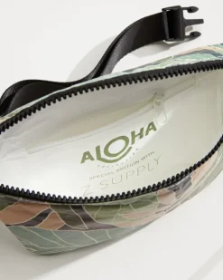 Women Tommy Bahama Luggage & Travel|Luggage & Travel<Aloha Collection Mini Hip Pack
