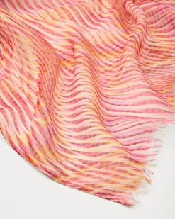 Women Tommy Bahama Scarves & Wraps<Hazy Wavy Wrap Scarf