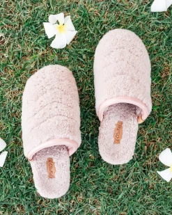 Women Tommy Bahama Shoes & Sandals|Sleepwear<Women's OluKai® Pūpū Mua Fuzzy Slippers